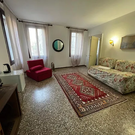 The Upper House Guest house Venice